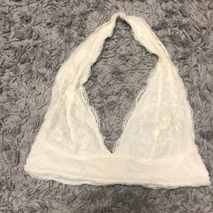 Creme bralette